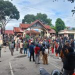 Masyarakat Sampaikan Aksi Damai Kepada Pemerintah Daerah Cerikan Solusi Terkait Sembako Dan BMM Yang Mulai Langka